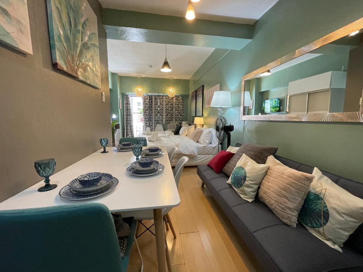 Poolside Family Room Greenbelt Makati Makati City Bagian luar foto